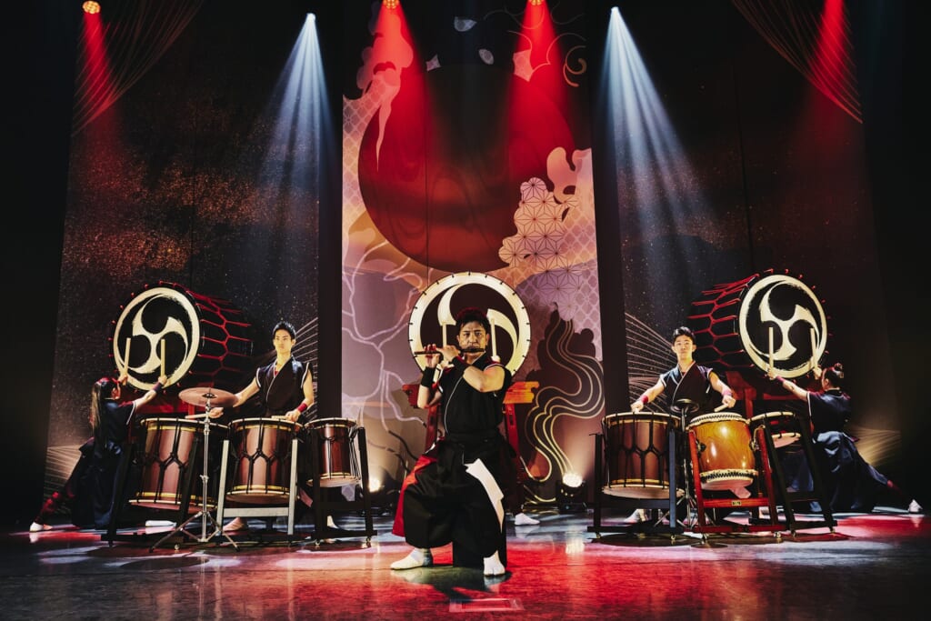 Japanese Drums Entertainment EN at Hulic Hall Kyoto — a family-friendly night show of traditional Japanese culture