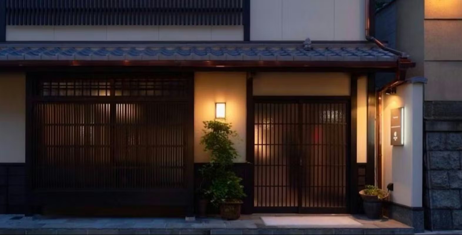 Wagyu teppanyaki steak house Gion 舞 MAI on Yasaka-dori, Gion, Kyoto