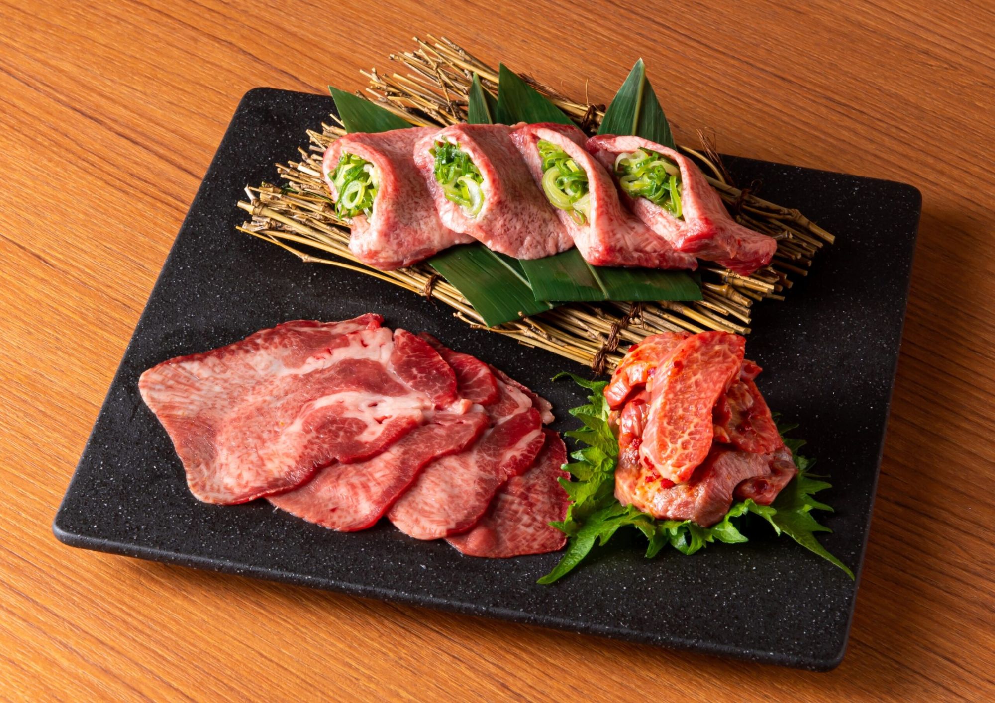 Beef tongue and wagyu cuts for yakiniku at 大和焼肉 結 YUI in Kashihara, Nara